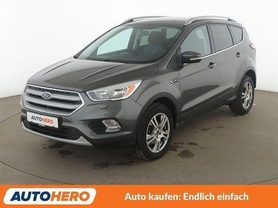 Gebraucht Ford Kuga Trend 150 PS (110 kW) 2016 Grau SUV