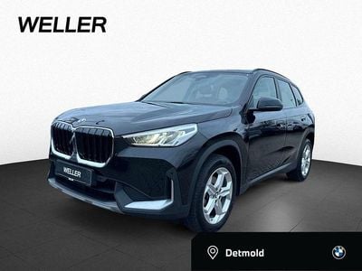 Black sapphire (schwarz) Gebraucht 2024 BMW X1 Performance SUV | 31.450 € (Superpreis)