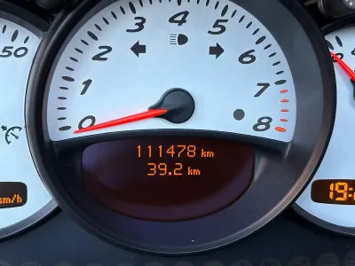 Gebraucht Porsche 986 Boxster 228 PS (167 kW) 2004 Grau Cabrio