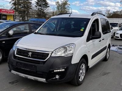 Gebraucht Peugeot Partner 120 PS (88 kW) 2017 Van / Kleinbus