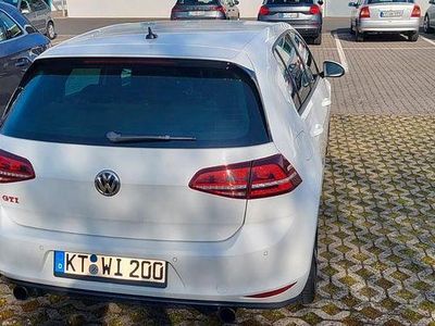 Gebraucht VW Golf VII GTI 230 PS (169 kW) 2015 Weiß Limousine