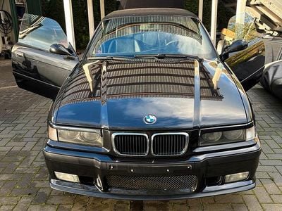 Gebraucht BMW 328 Cabriolet M Sport 193 PS (141 kW) 1997 Schwarz Cabrio