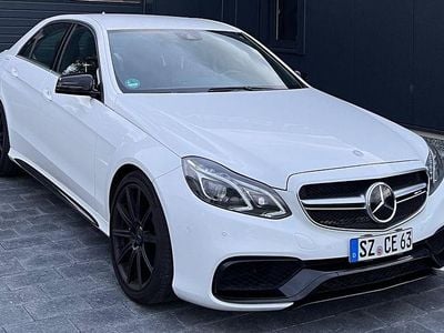 Gebraucht Mercedes E63S AMG AMG 585 PS (430 kW) 2013 Weiß Limousine