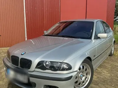 Gebraucht BMW 320 170 PS (125 kW) 2004 Silber Limousine