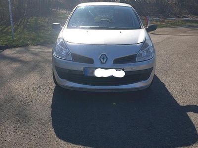 Gebraucht Renault Clio III 75 PS (55 kW) 2006 Grau Kleinwagen