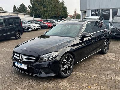 Gebraucht Mercedes C200 Avantgarde 160 PS (117 kW) 2020 Schwarz Kombi