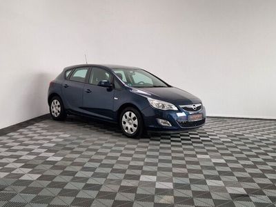 gebraucht Opel Astra Lim. 5-trg. Selection _erst 63.000 KM_1a