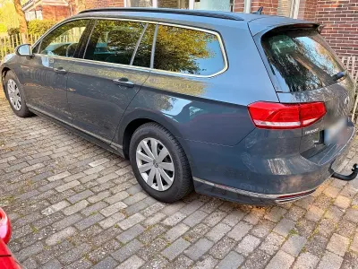 Gebraucht VW Passat R-line 190 PS (139 kW) 2019 Grau Kombi