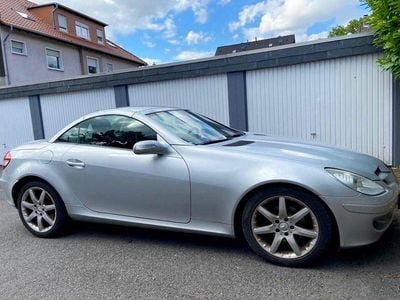 Second-hand Mercedes SLK200 163 CP (119 kW) 2005 Argintiu Cabrio