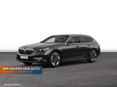 Gebraucht BMW 540 Comfort Edition 286 PS (210 kW) 2024 Sophistograu brillanteffekt metallic Kombi