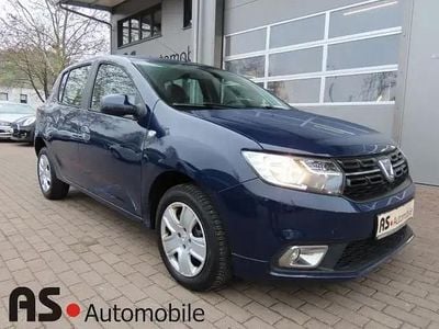 Usata Dacia Sandero Lauréate 90 CV (66 kW) 2017 Blu SUV