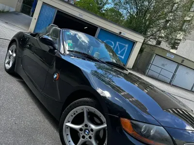 Gebraucht BMW Z4 170 PS (125 kW) 2004 Schwarz Cabrio