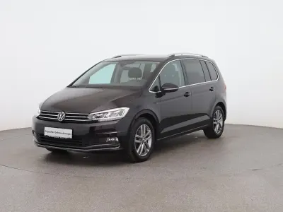 Gebraucht VW Touran 150 PS (110 kW) 2023 Schwarz Van / Kleinbus