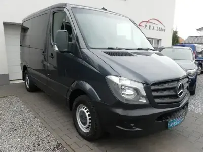 Używany Mercedes Sprinter 143 KM (105 kW) 2018 Szary Van