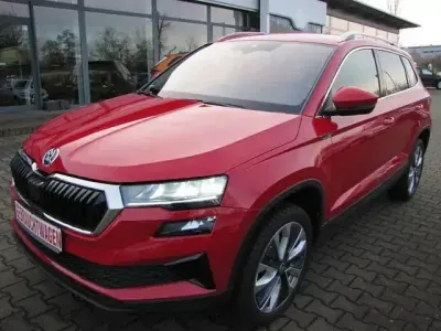 Używany Skoda Karoq Style 150 KM (110 kW) 2023 Czerwony SUV