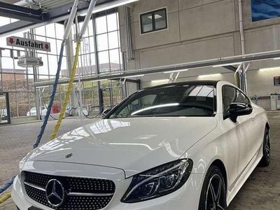 Gebraucht Mercedes C180 AMG 156 PS (114 kW) 2017 Weiß Coupé
