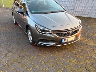 Begagnad Opel Astra Business 101 HK (74 kW) 2017 Grå Kombi