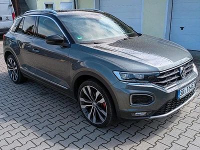 Usado VW T-Roc 190 HP (139 kW) 2020 Cinzento SUV