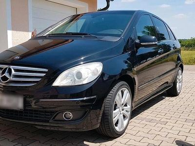 Mercedes B150