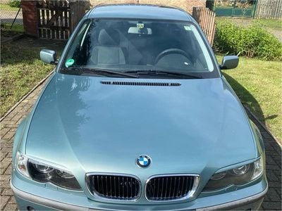 Gebraucht BMW 318 120 PS (88 kW) 2006 Grün Kombi