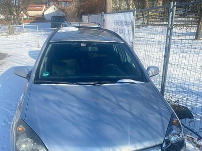 Second-hand Opel Astra Cosmo 120 CP (88 kW) 2005 Argintiu Break