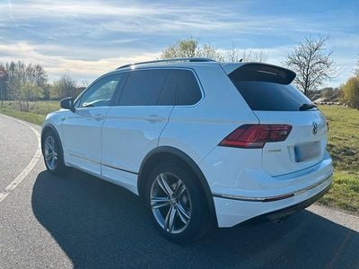 Usata VW Tiguan R-line 125 CV (91 kW) 2018 Bianco SUV