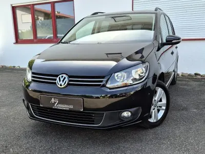 Gebraucht VW Touran Match 105 PS (77 kW) 2013 Schwarz Van / Kleinbus
