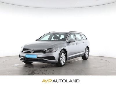 Gebraucht VW Passat Conceptline 150 PS (110 kW) 2023 Pyritsilber (metallic) Kombi