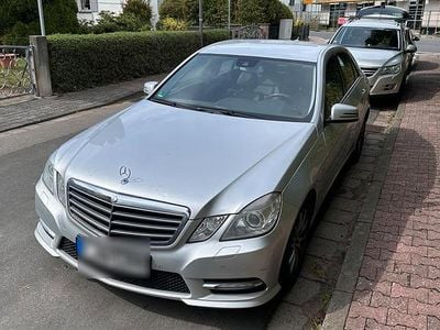 Mercedes E220