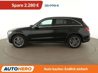Gebraucht Mercedes GLC200 AMG line 211 PS (155 kW) 2022 Schwarz SUV