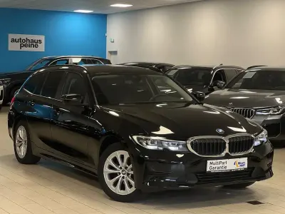 Gebraucht BMW 318 Advantage 150 PS (110 kW) 2022 Schwarz Limousine