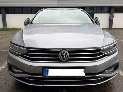 Gebraucht VW Passat Business 150 PS (110 kW) 2020 Grau Kombi