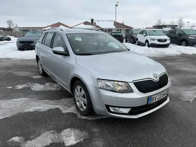 Gebraucht Skoda Octavia Elegance 140 PS (102 kW) 2014 Silber Kombi