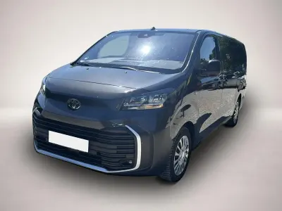 Gebraucht Toyota Proace Comfort 144 PS (105 kW) 2025 Manufacturer Van / Kleinbus