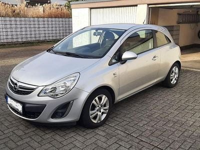 Grau Gebraucht 2011 Opel Corsa Satellite Kleinwagen | 1.990 € (Superpreis)
