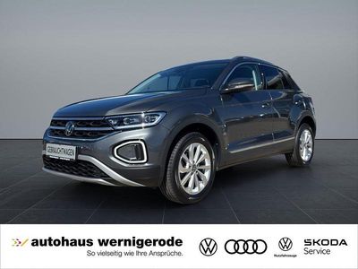 Second-hand VW T-Roc Style 150 CP (110 kW) 2023 Gri SUV