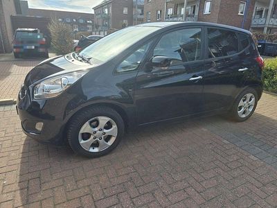 Gebraucht Kia Venga 90 PS (66 kW) 2013 Schwarz Kleinwagen