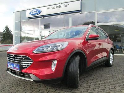 Gebraucht Ford Kuga Titanium 152 PS (111 kW) 2021 Rot SUV