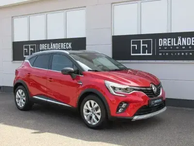 Gebraucht Renault Captur Intens 158 PS (116 kW) 2021 Rot SUV