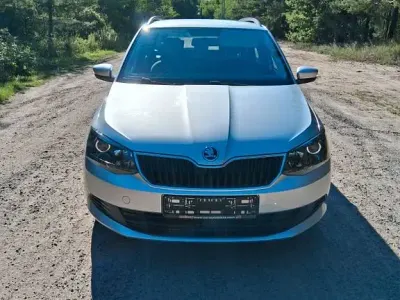 Gebraucht Skoda Fabia Ambition 75 PS (55 kW) 2016 Silber Kombi
