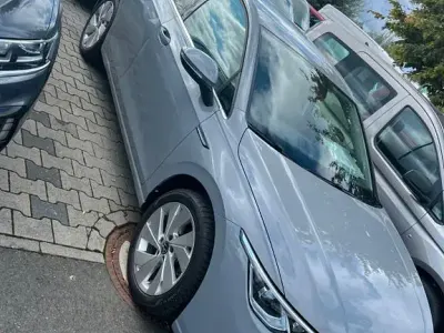 Używany VW Golf VII Pro 150 KM (110 kW) 2020 Szary Sedan/Limuzyna