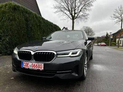 Gebraucht BMW 520 Luxury Line 190 PS (139 kW) 2021 Grau Limousine