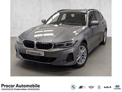 Usata BMW 330e Sport Line 292 CV (214 kW) 2022 Grigio Station wagon