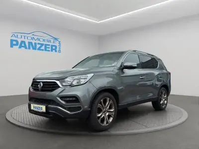 Gebraucht SsangYong Rexton 181 PS (133 kW) 2017 Grau SUV