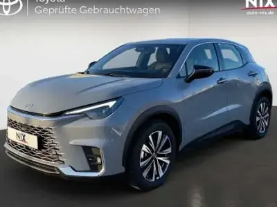 Gebraucht Lexus LBX 136 PS (100 kW) 2026 Sonic white SUV