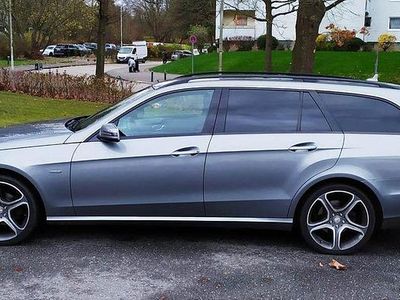 Gebraucht Mercedes E200 136 PS (100 kW) 2011 Grau Kombi