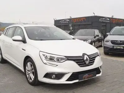 Gebraucht Renault Mégane IV Business 140 PS (102 kW) 2018 Weiss Limousine