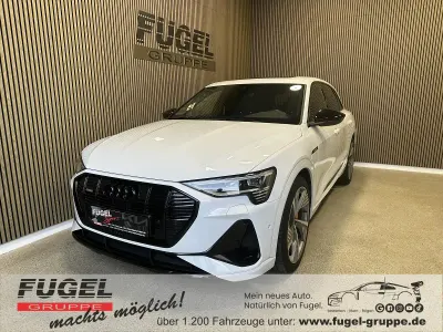 Gebraucht Audi e-tron S-Line 300 kW (408 PS) 2022 Gletscherweiß metallic SUV