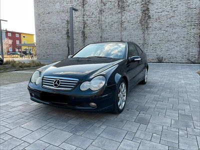Gebraucht Mercedes CLC200 160 PS (117 kW) 2002 Schwarz Kleinwagen