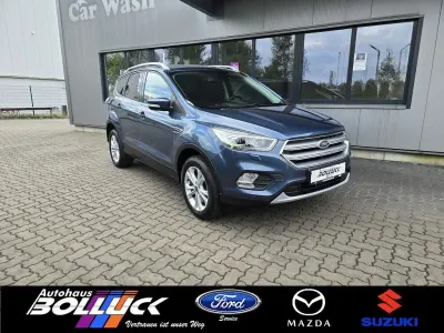 Gebraucht Ford Kuga Titanium 179 PS (131 kW) 2020 Blau SUV